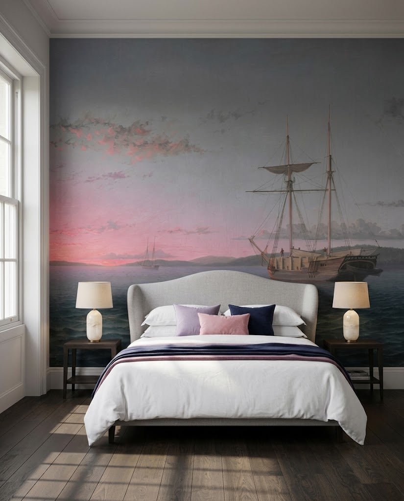 Papier peint panoramique Crépuscule Lilas posé dans une chambre, d'après Lumber Schooners at Evening de Fitz Henry Lane